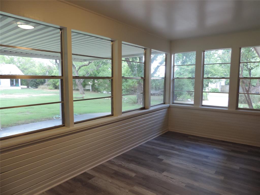 581 Alexander Road Stephenville, TX 76401 - Photo 6 of 34