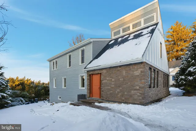 $725,000 | 2480 Dale Road, Huntingdon Valley, PA 19006