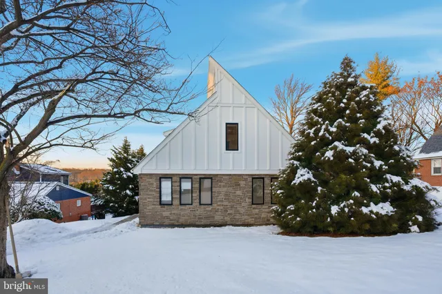 $725,000 | 2480 Dale Road, Huntingdon Valley, PA 19006