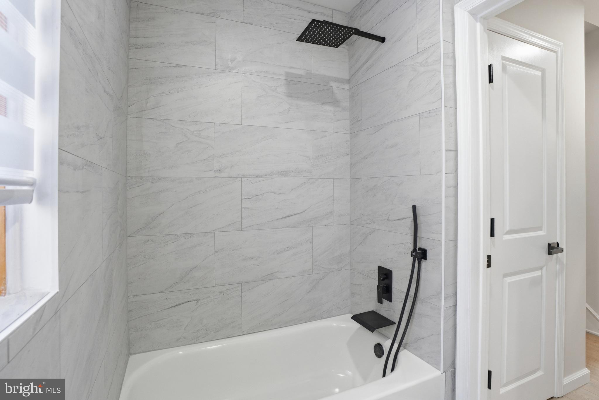 2480 Dale Road Huntingdon Valley, PA 19006 - Photo 21 of 54