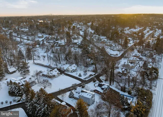 $725,000 | 2480 Dale Road, Huntingdon Valley, PA 19006