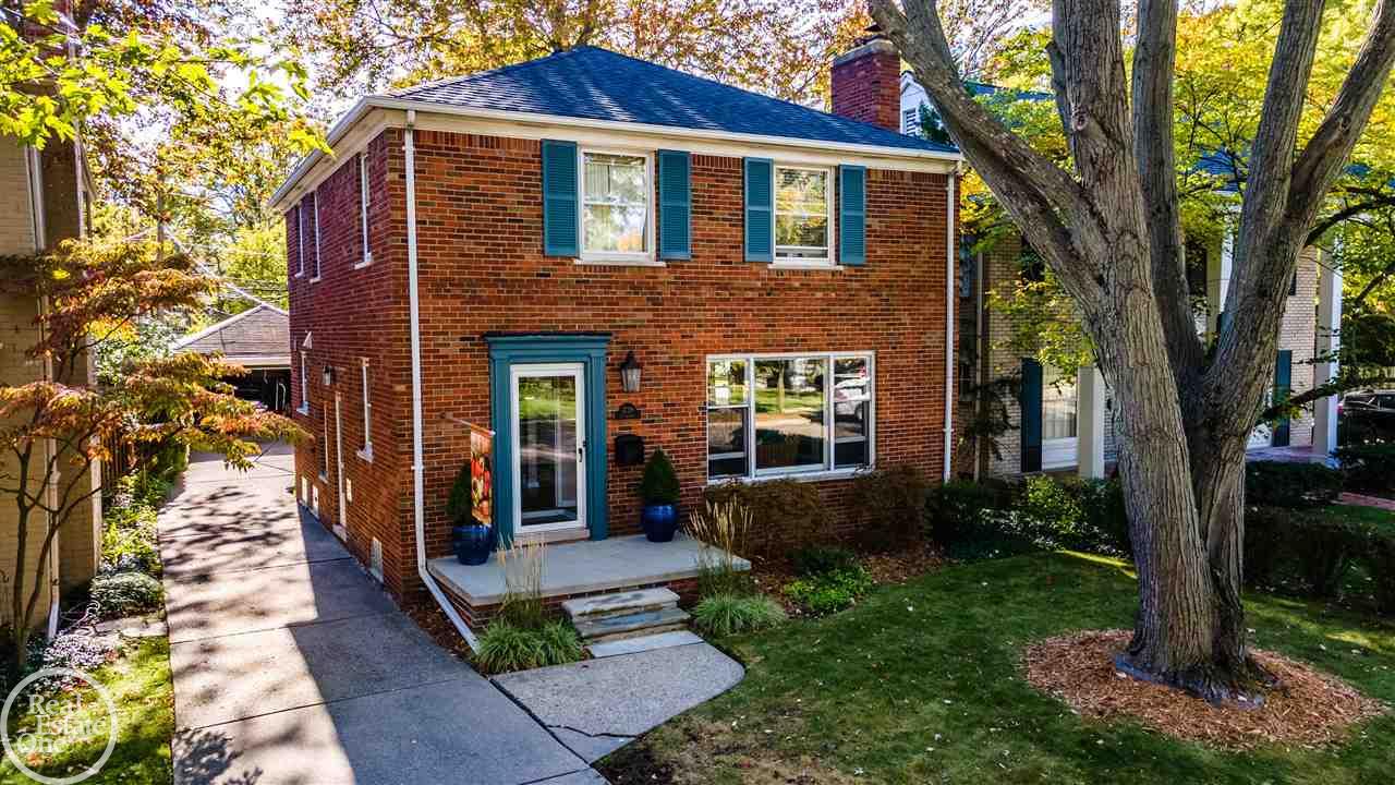 1739 Littlestone Road Grosse Pointe, MI 48236 - Photo 1 of 22 50025756.JPG