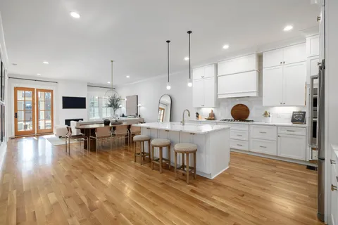 $1,650,000 | 75 A Brookwood Terrace, Nashville, TN 37205