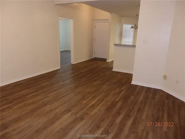 wooden floor in a empty room