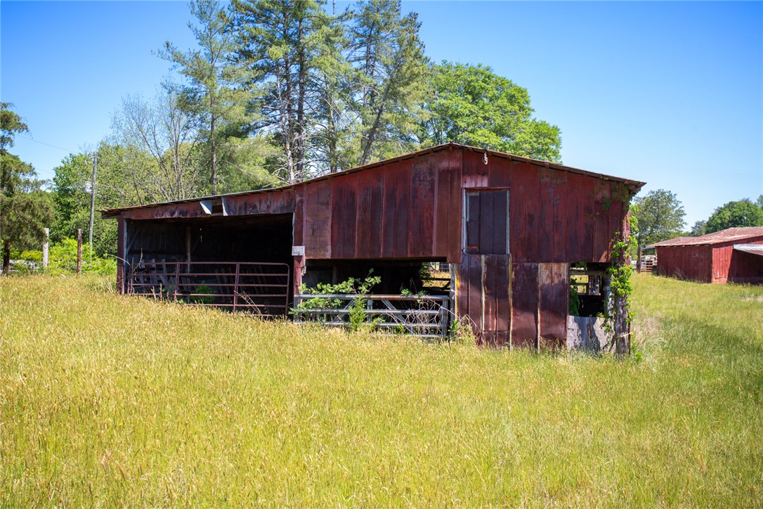 249 Farmers Hill Road Liberty, SC 29657 - Photo 13 of 49