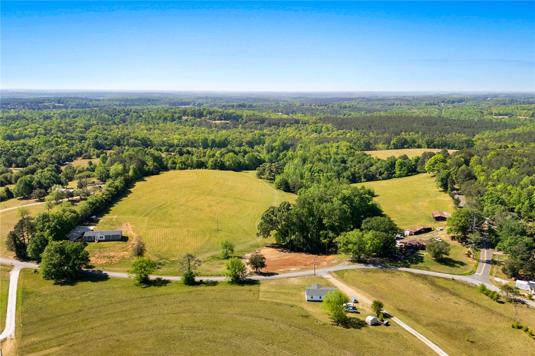 249 Farmers Hill Road Liberty, SC 29657 - Photo 2 of 49