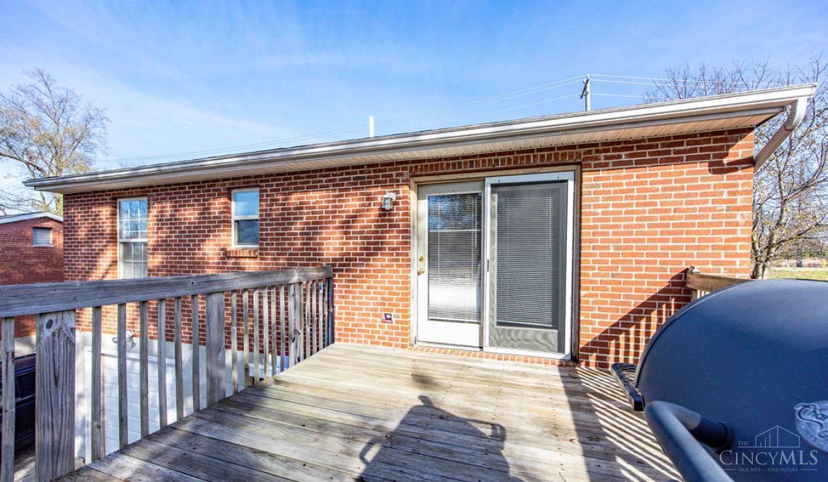 8925 Pippin Road Cincinnati, OH 45251 - Photo 23 of 30