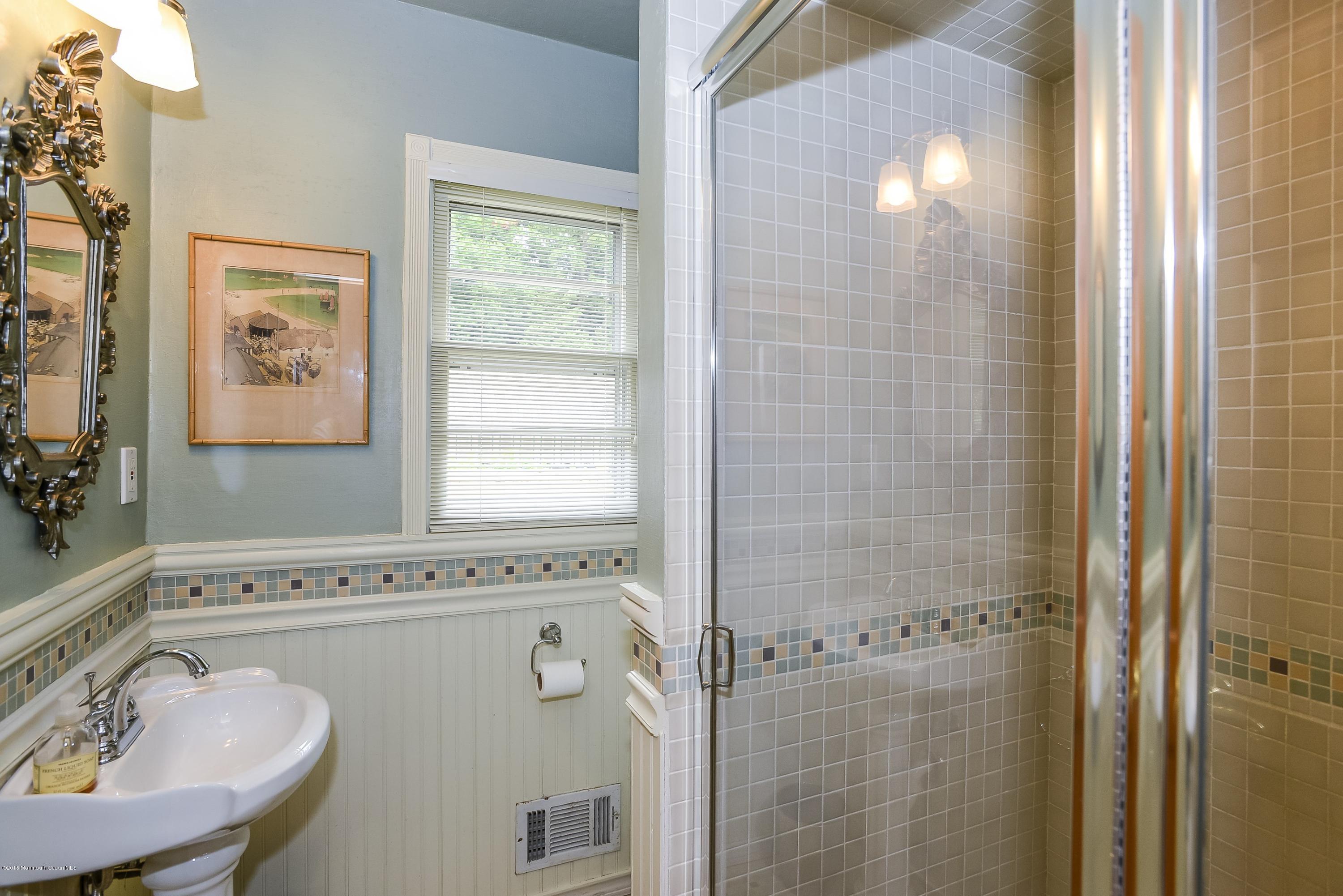 86 Kings Road Little Silver, NJ 07739 - Photo 23 of 36 Full Bath