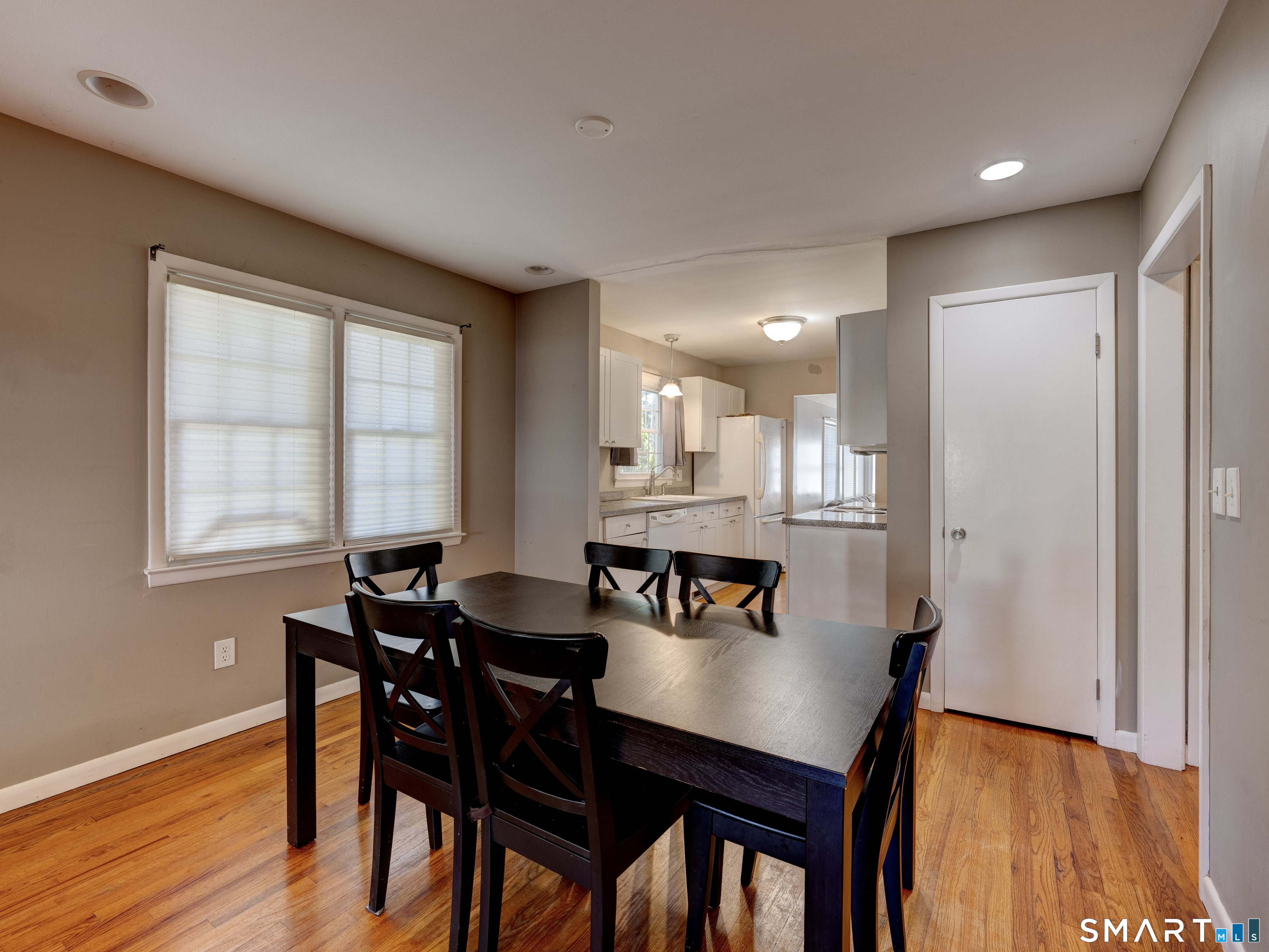 495 Fort Hale Road New Haven, CT 06512 - Photo 15 of 40 Gallery Image 15