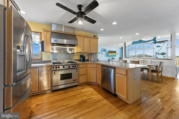 $749,000 | 28 South Portland Drive, Little Egg Harbor, NJ 08087