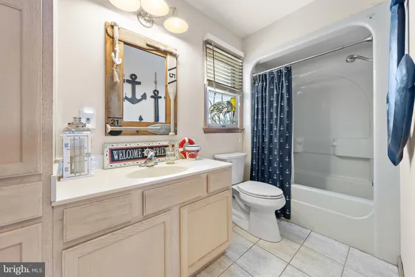 $749,000 | 28 South Portland Drive, Little Egg Harbor, NJ 08087
