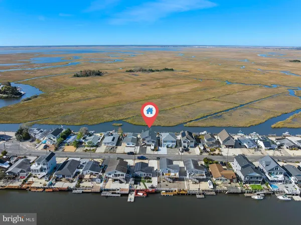$749,000 | 28 South Portland Drive, Little Egg Harbor, NJ 08087