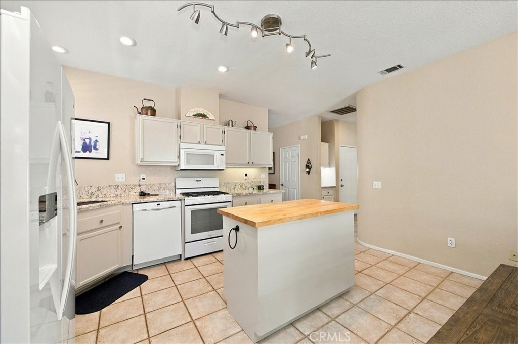 27832 Ruggie Road Menifee, CA 92585 - Photo 13 of 43 Gallery Image 13