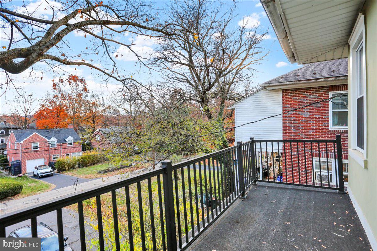 1536 Dauphin Avenue Wyomissing, PA 19610 - Photo 25 of 38 Balcony