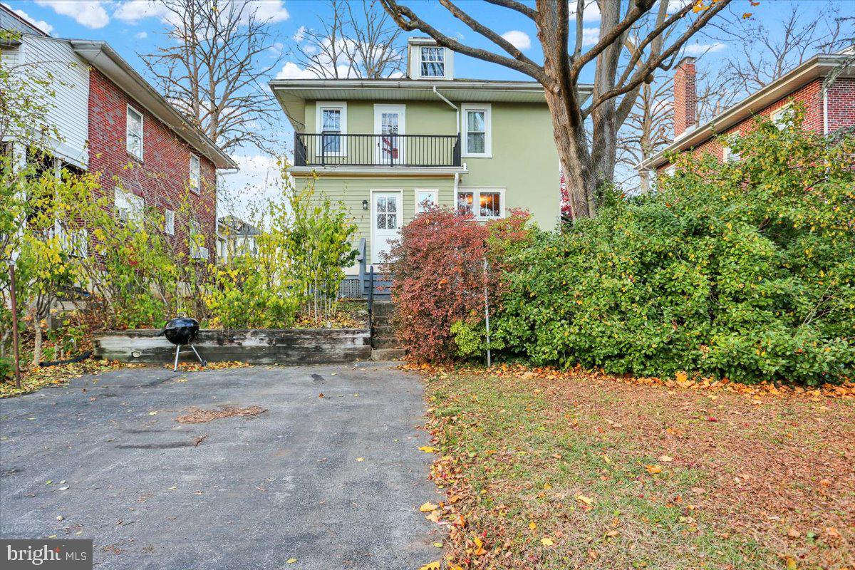 1536 Dauphin Avenue Wyomissing, PA 19610 - Photo 33 of 38