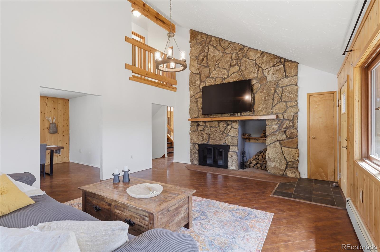 11488 Ranch Elsie Road Golden, CO 80403 - Photo 14 of 41