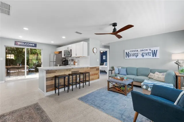 $289,000 | 7499 Cares Away Park Circle, Bokeelia, FL 33922