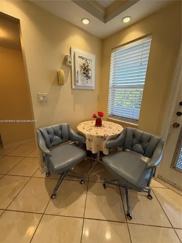 $149,900 | 4800 Hillcrest Lane, Unit 511, Hollywood, FL 33021