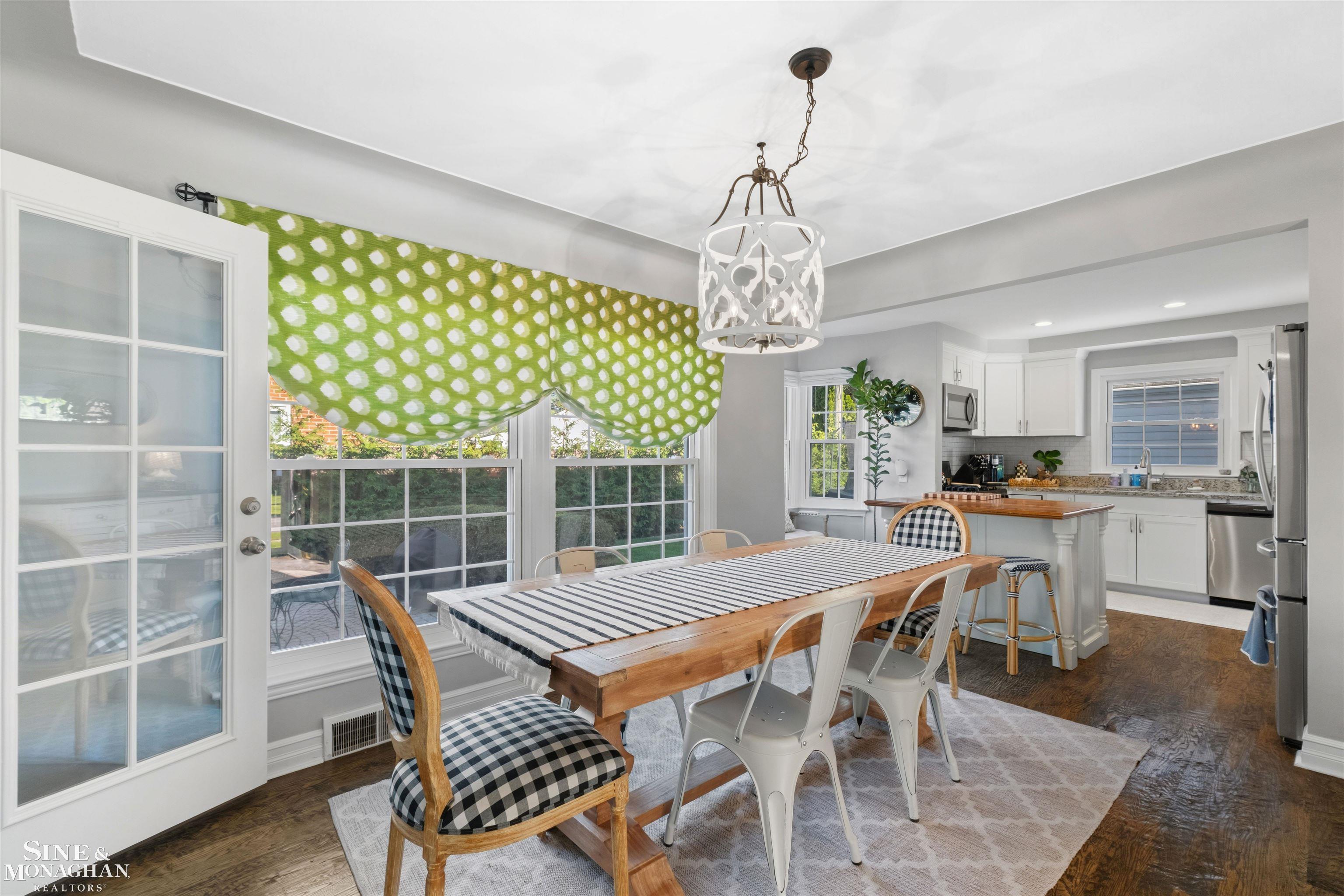 1135 Fairholme Road Grosse Pointe, MI 48236 - Photo 22 of 74 50224052-cc7c67f3-7485-47b1-a01d-09f061c1b9b3.JPG