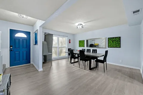 $449,000 | 827 Briarcliff Drive, San Antonio, TX 78213