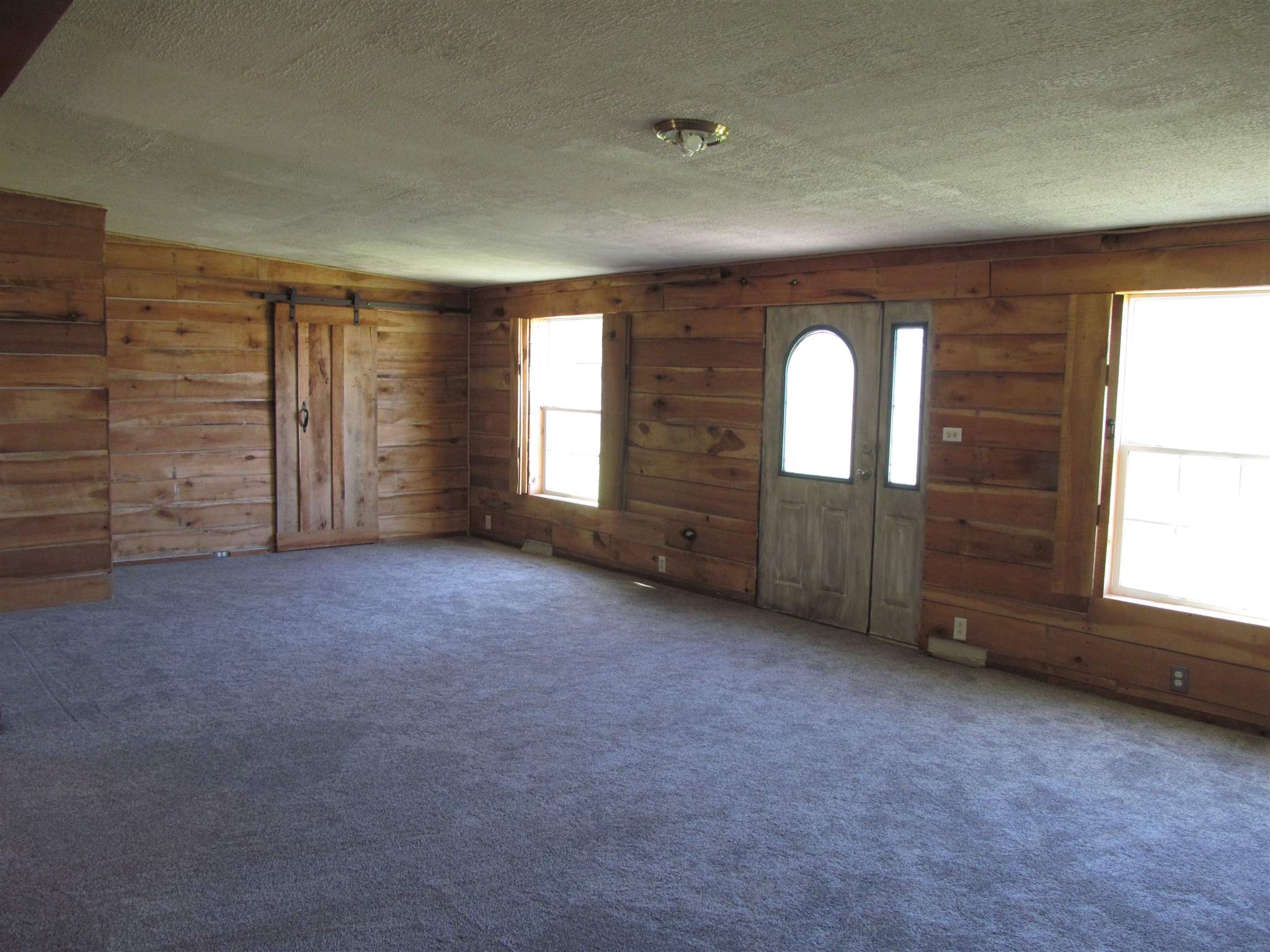 259 Art Gallery Road Bedford, IN 47421 - Photo 2 of 24