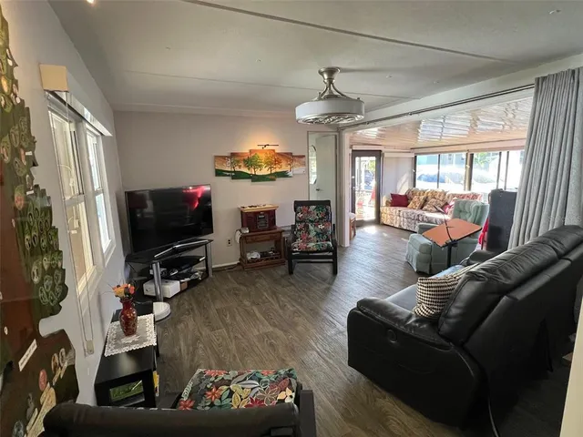 $159,000 | 11300 124th Avenue North, Unit 70, Largo, FL 33778