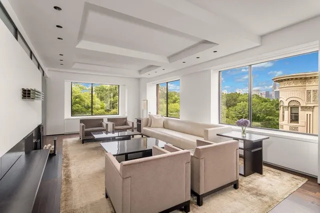 $30,000 | 230 Central Park West, Unit 7A | Upper West Side