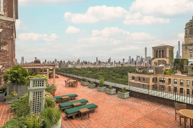 $30,000 | 230 Central Park West, Unit 7A | Upper West Side