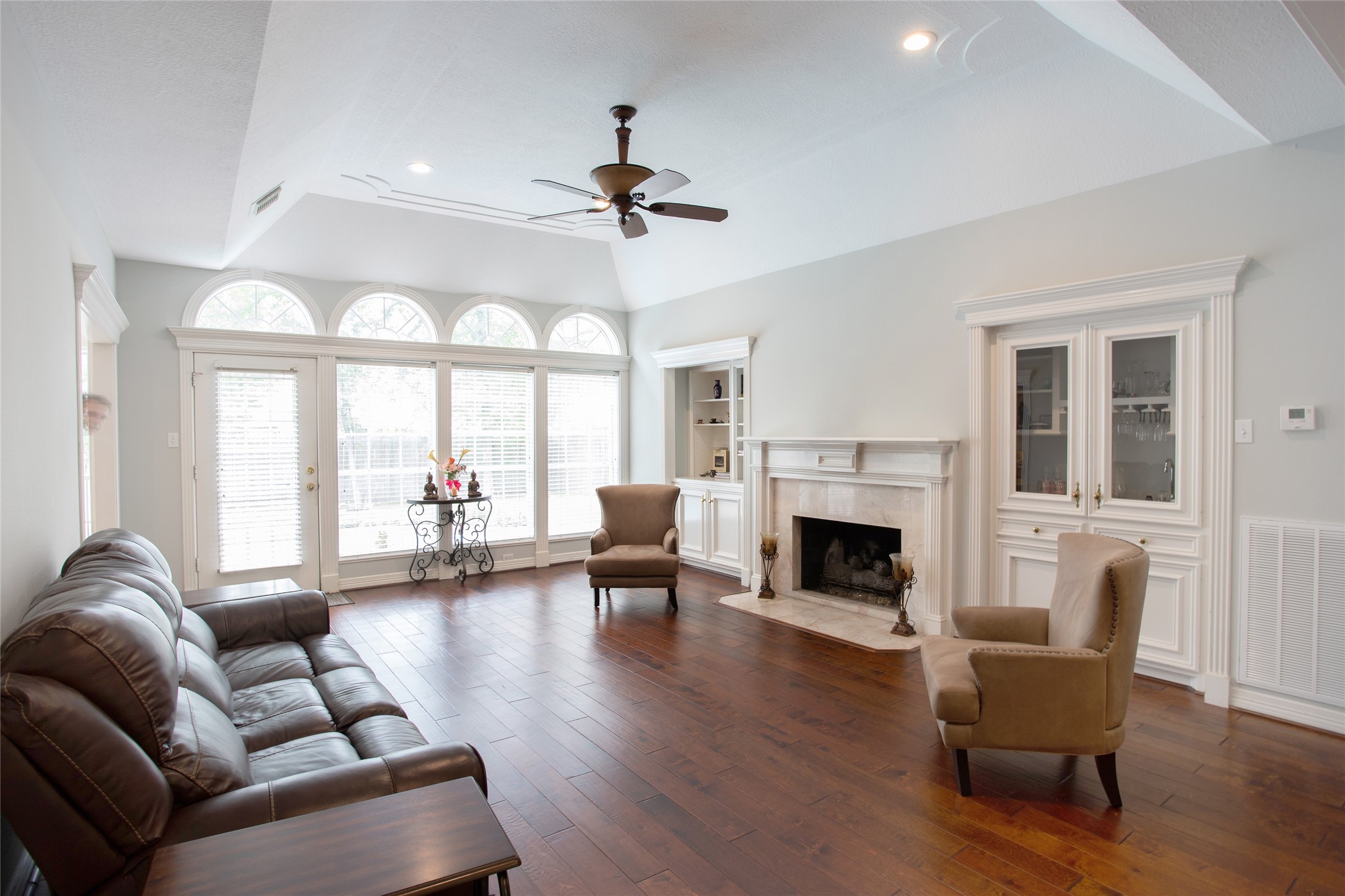 95 Rush Haven Drive The Woodlands, TX 77381 - Photo 6 of 30
