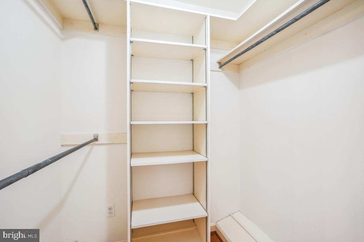 2003 Stratton Drive Potomac, MD 20854 - Photo 25 of 44