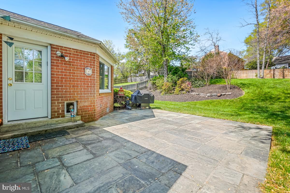 2003 Stratton Drive Potomac, MD 20854 - Photo 42 of 44