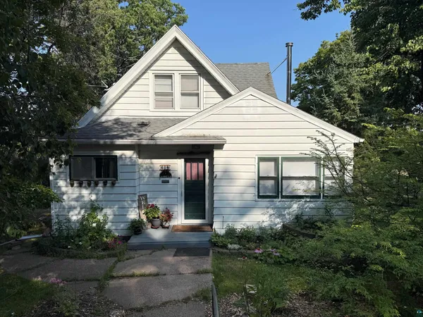 $344,900 | 614 Sparkman Avenue, Duluth, MN 55803