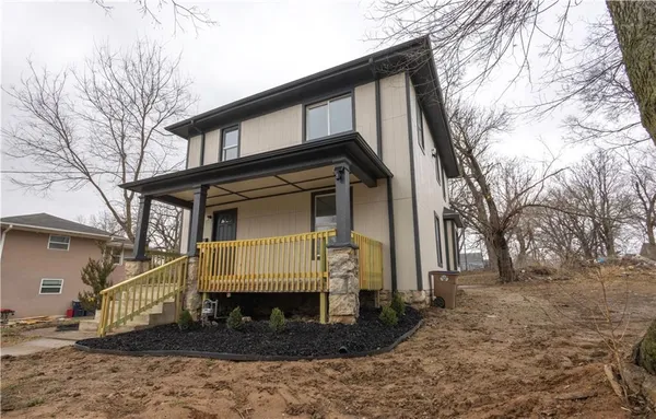 $213,000 | 2130 East 24th Street, Kansas City, MO 64127