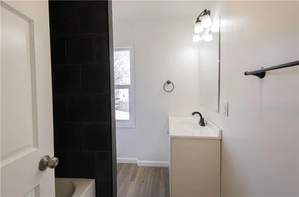 $213,000 | 2130 East 24th Street, Kansas City, MO 64127
