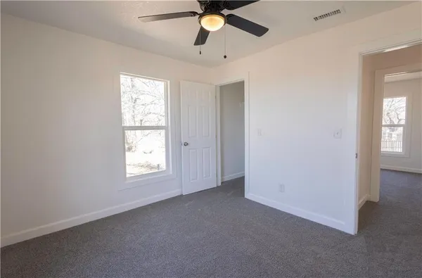 $213,000 | 2130 East 24th Street, Kansas City, MO 64127