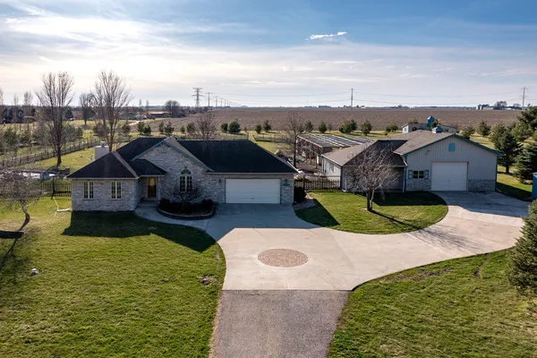 $419,000 | 2485 South Verona Road, Verona, IL 60479
