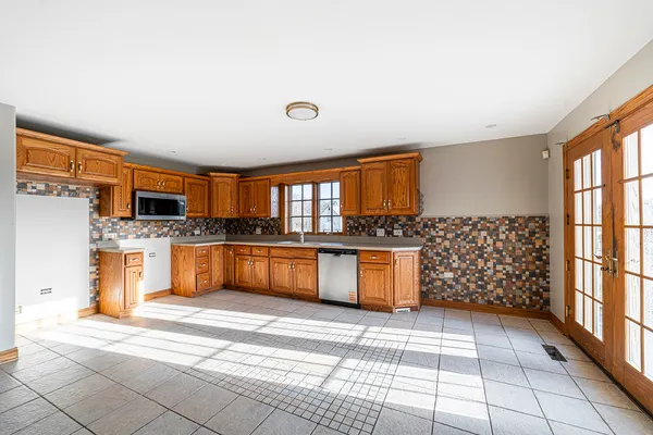 $419,000 | 2485 South Verona Road, Verona, IL 60479