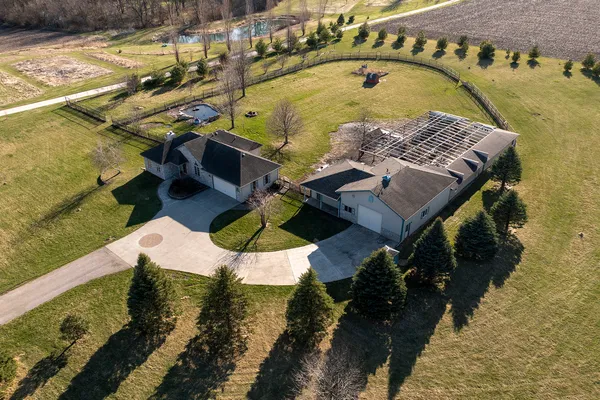 $419,000 | 2485 South Verona Road, Verona, IL 60479