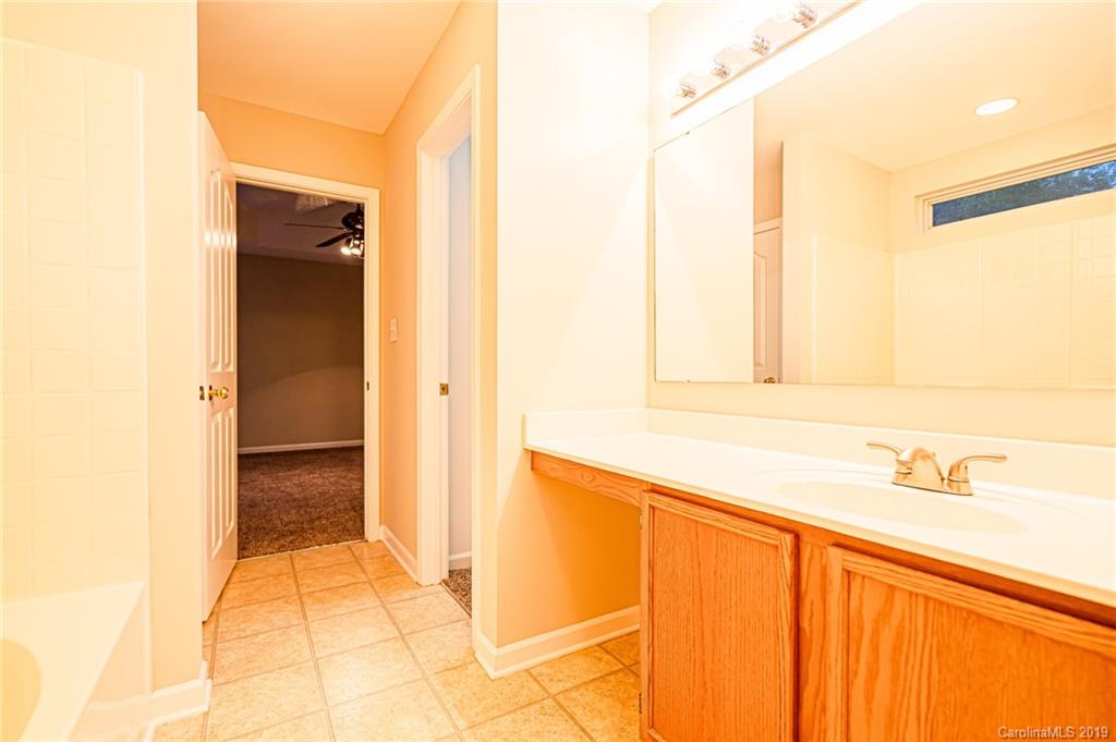 8124 Trotter Road Charlotte, NC 28216 - Photo 22 of 31 Gallery Image 22