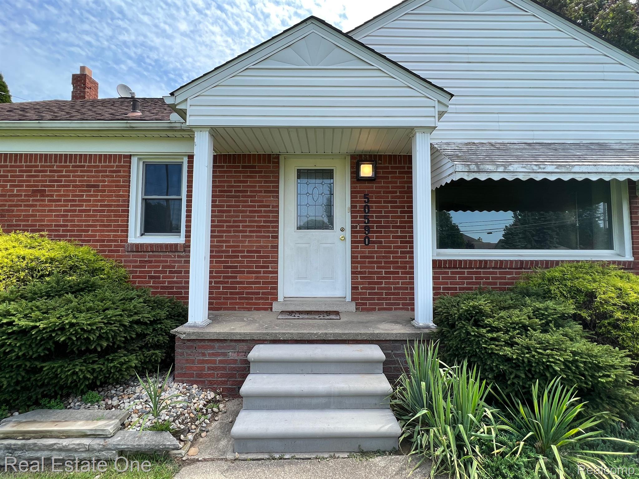 50590 Card Road Macomb, MI 48044 - Photo 3 of 37