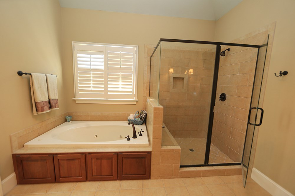 5145 Terra Cotta Drive Raleigh, NC 27613 - Photo 19 of 30 Master Bath/Spa