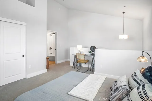a view of a livingroom with furniture