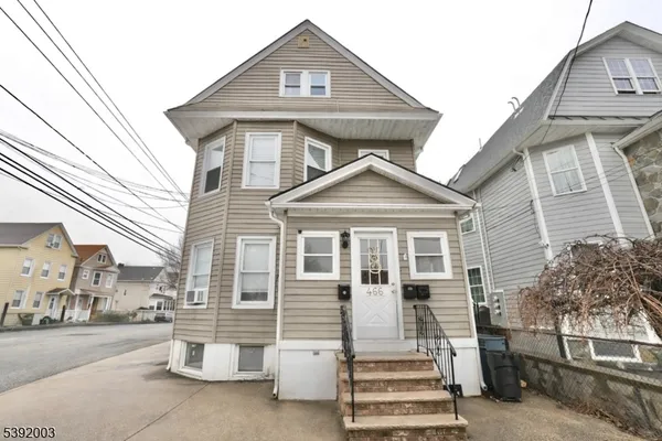 $2,400 | 466 Cortlandt Street, Unit 2, Belleville, NJ 07109