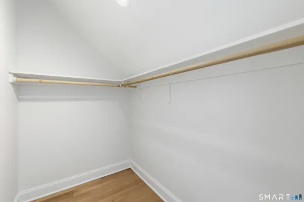 $899,900 | 42 Holcomb Street, Simsbury, CT 06070