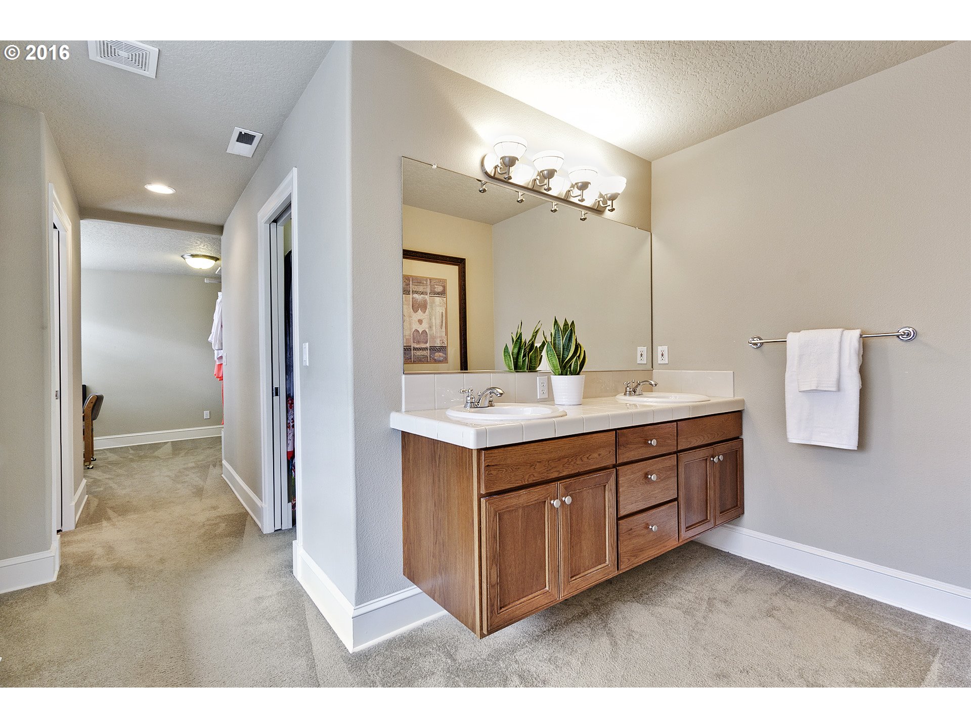 12838 Northwest Forest Spring Lane Portland, OR 97229 - Photo 12 of 15 Gallery Image 12