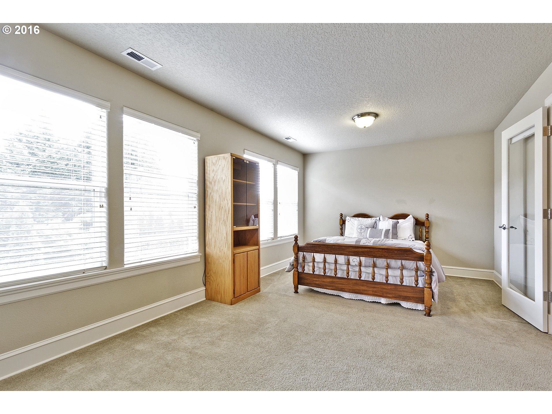 12838 Northwest Forest Spring Lane Portland, OR 97229 - Photo 9 of 15 Gallery Image 9