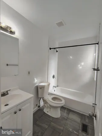 $2,050 | 1321 East Biddle Street, Baltimore, MD 21213