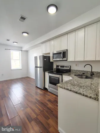 $2,050 | 1321 East Biddle Street, Baltimore, MD 21213