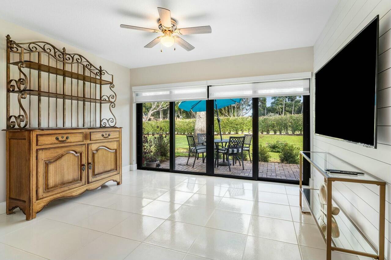 8211 Springlake Drive Boca Raton, FL 33496 - Photo 22 of 49 Patio/Florida Room