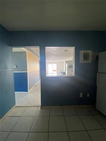 a close up view of a washer and dryer